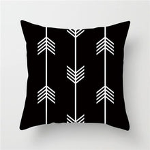 Load image into Gallery viewer, Black And White Geometric Style Cushion